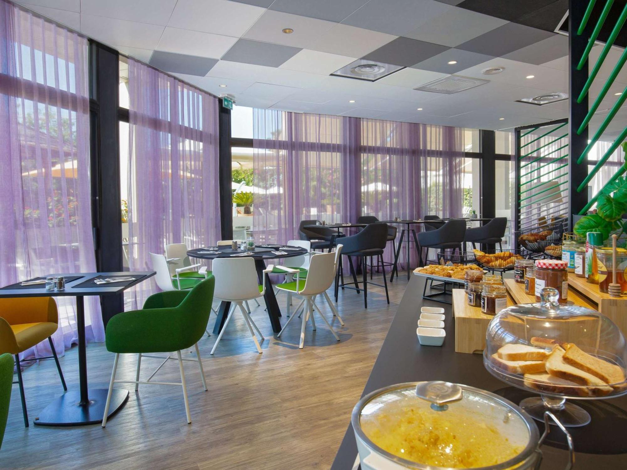 Mercure Hyeres Centre Cote D'Azur Ngoại thất bức ảnh